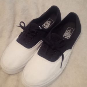 Men's Vans casual shoes, size 12, rarely worn, excellent condition